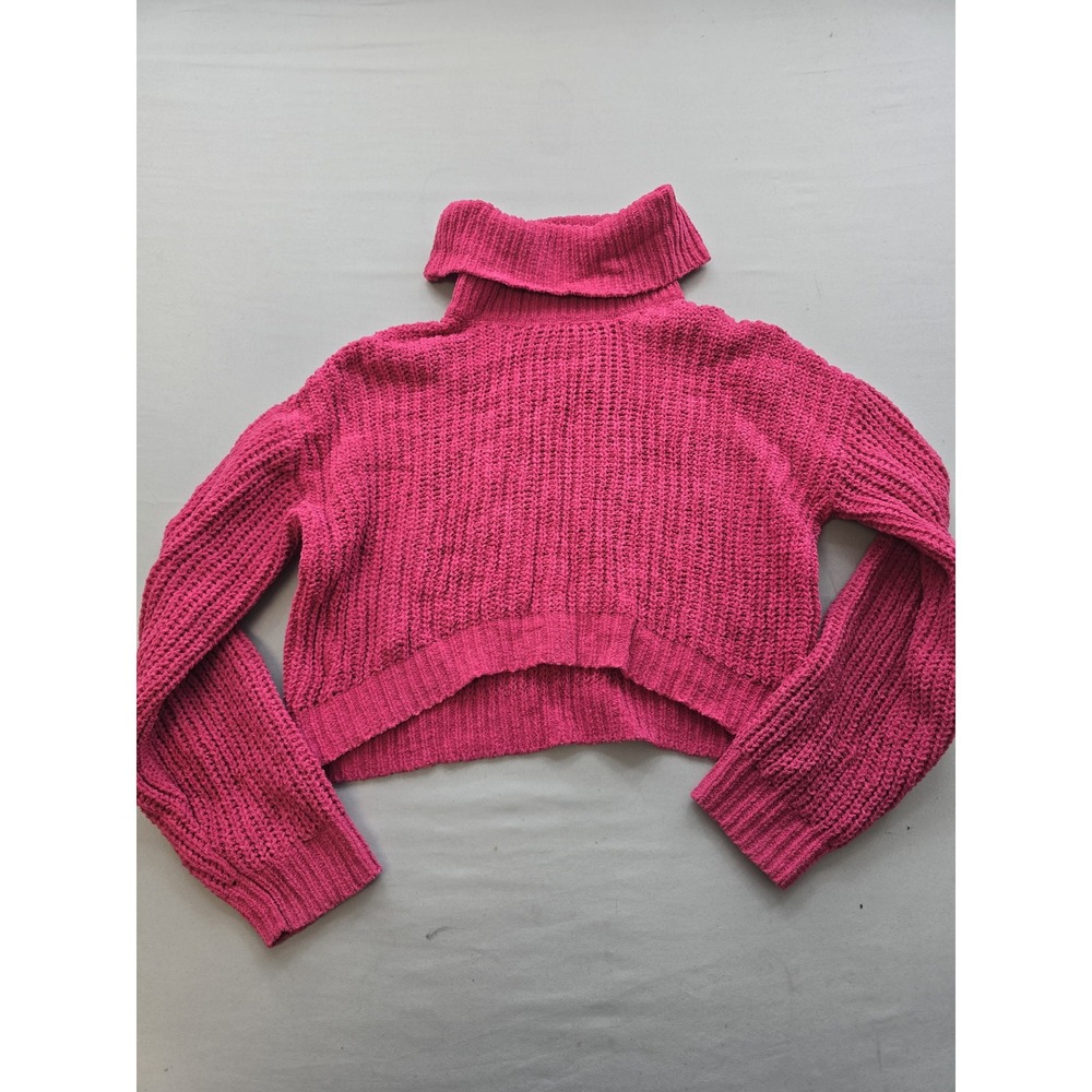 Almost Famous Magenta Pink Chenille Cropped Turtleneck Sweater Womens Medium